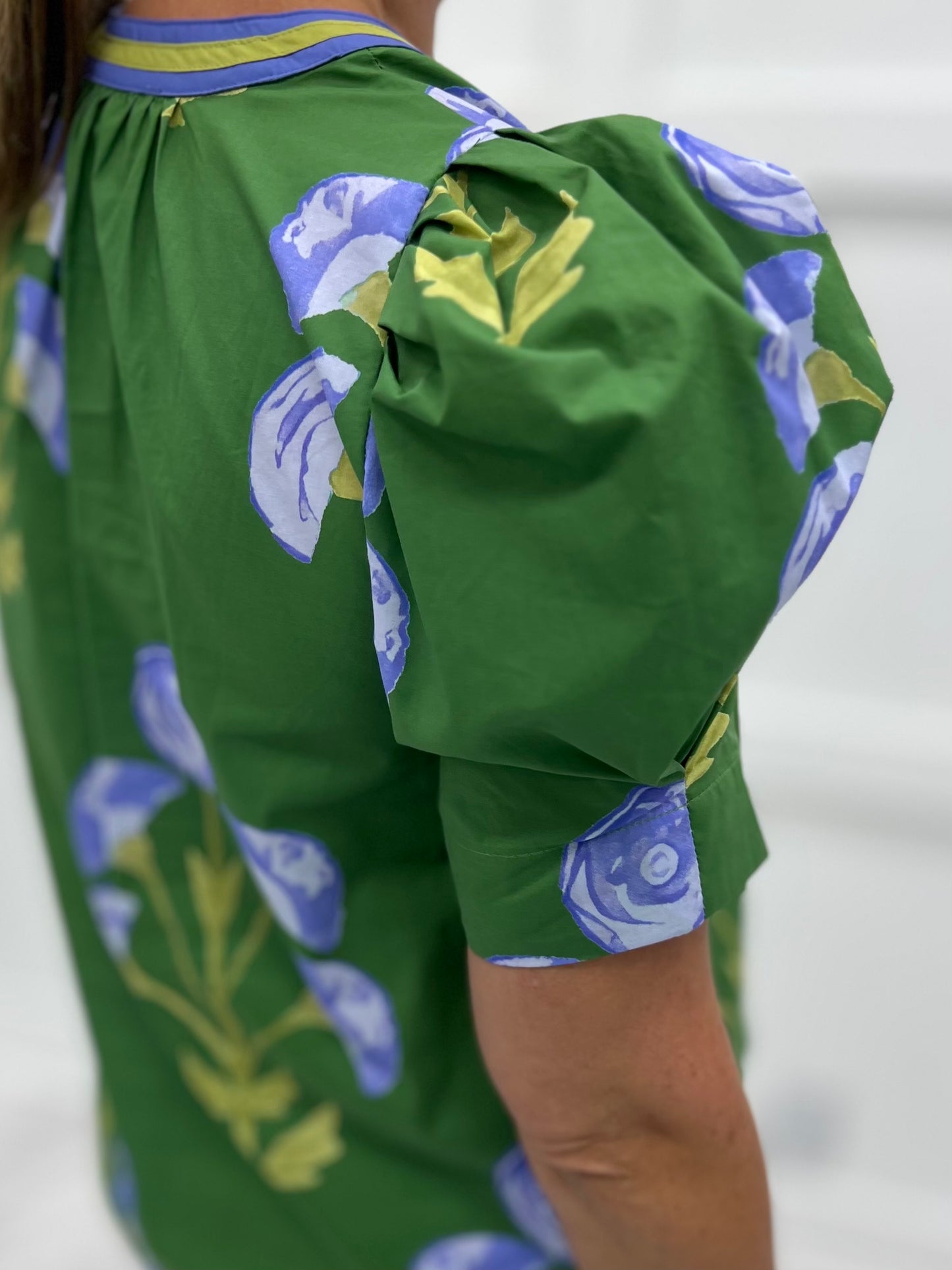 Poppy Flower Puff Sleeve Top (Green)-FINAL SALE