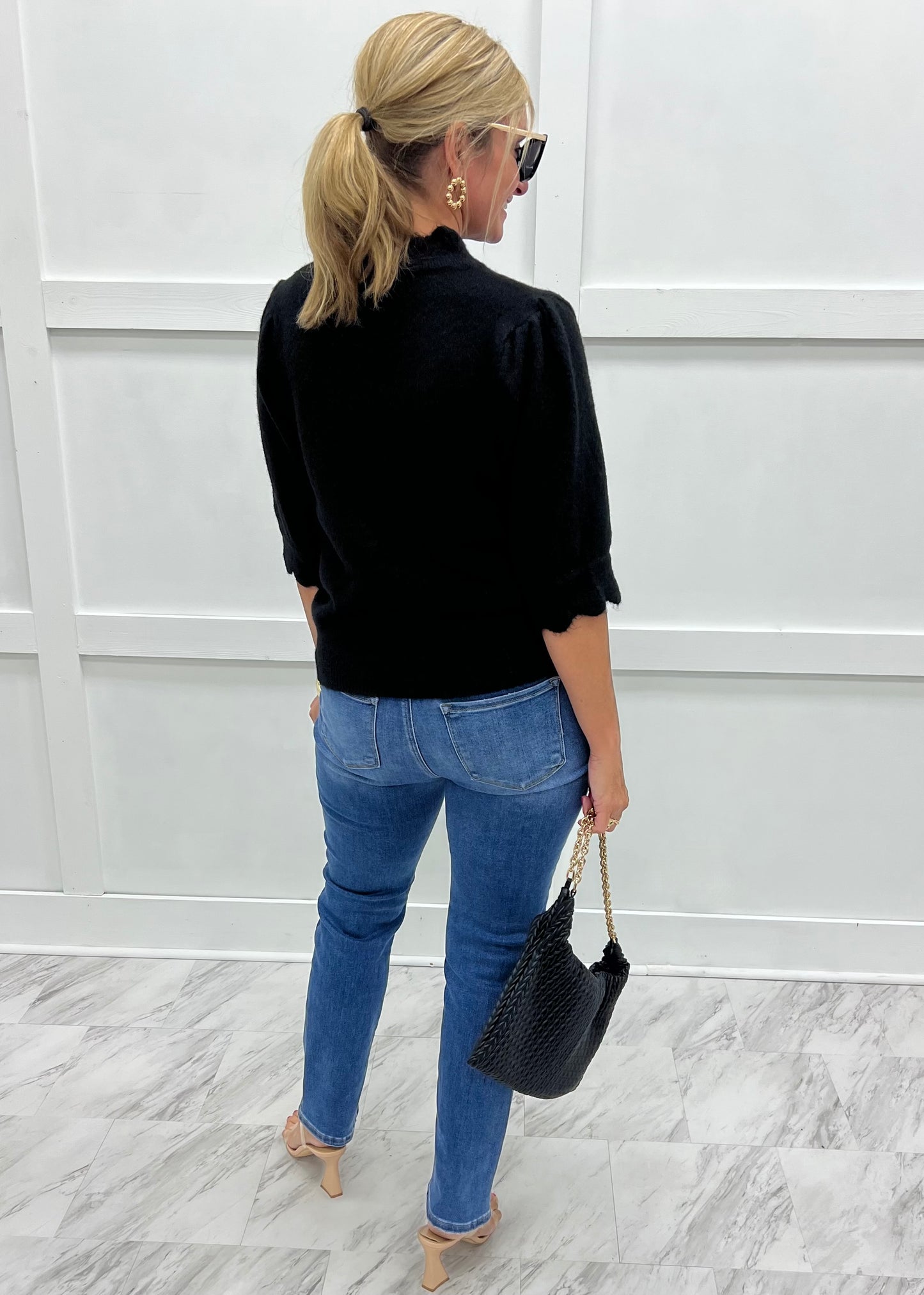 Elevate Scallop Sweater (Black)