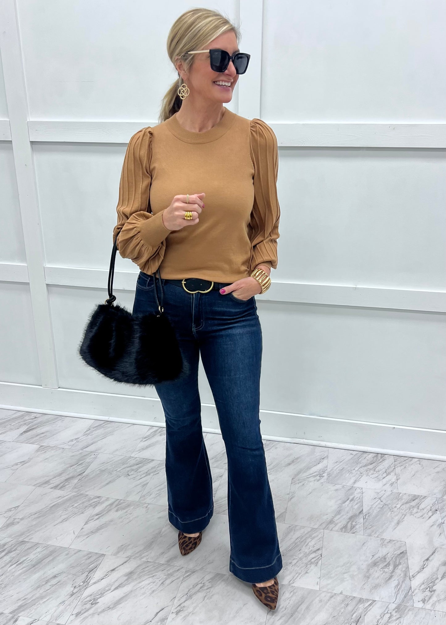 Verona Pleat Sleeve Sweater (Taupe)