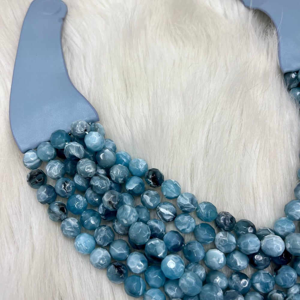 
                  
                    LULU Beaded Necklace (dusty blue)
                  
                