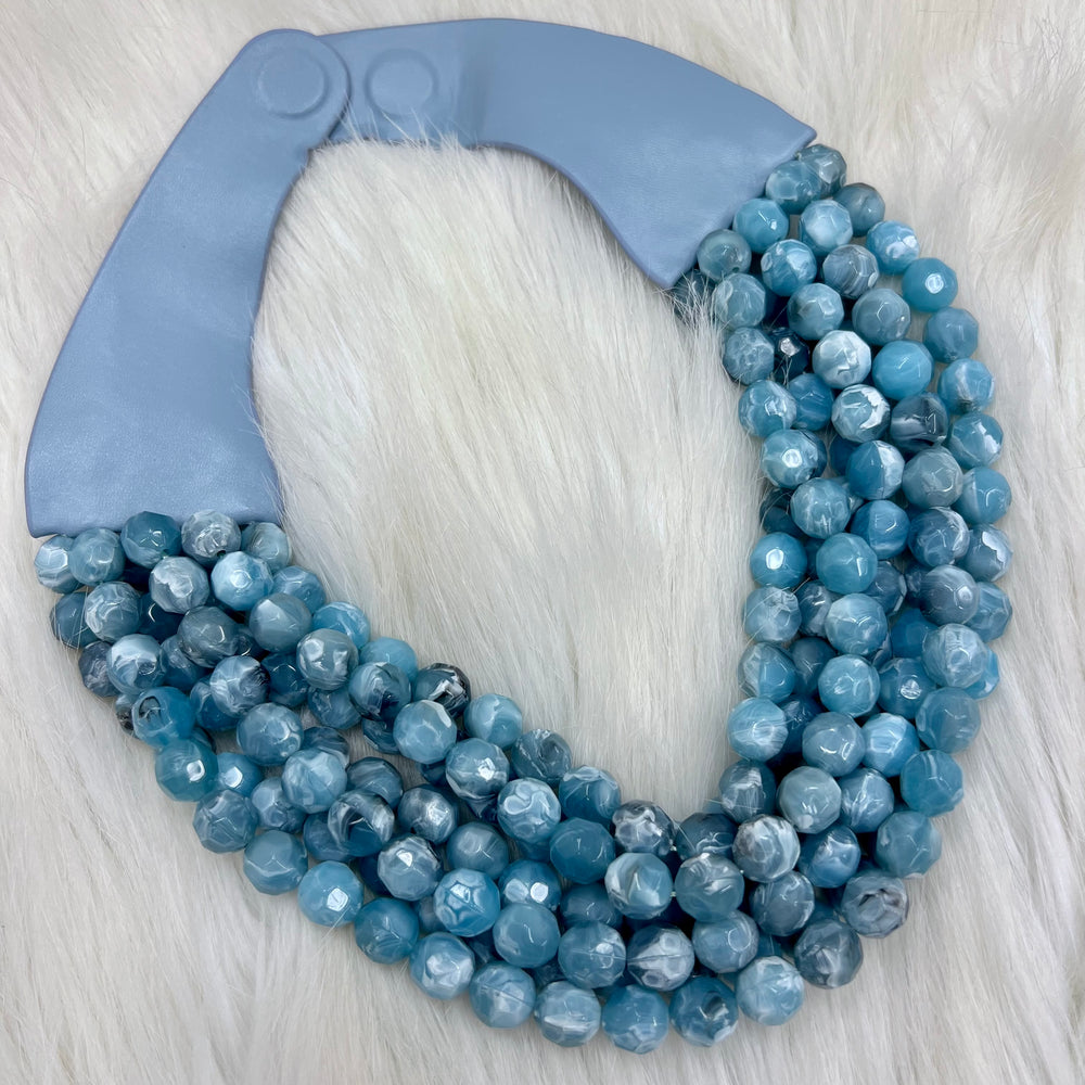 LULU Beaded Necklace (dusty blue)