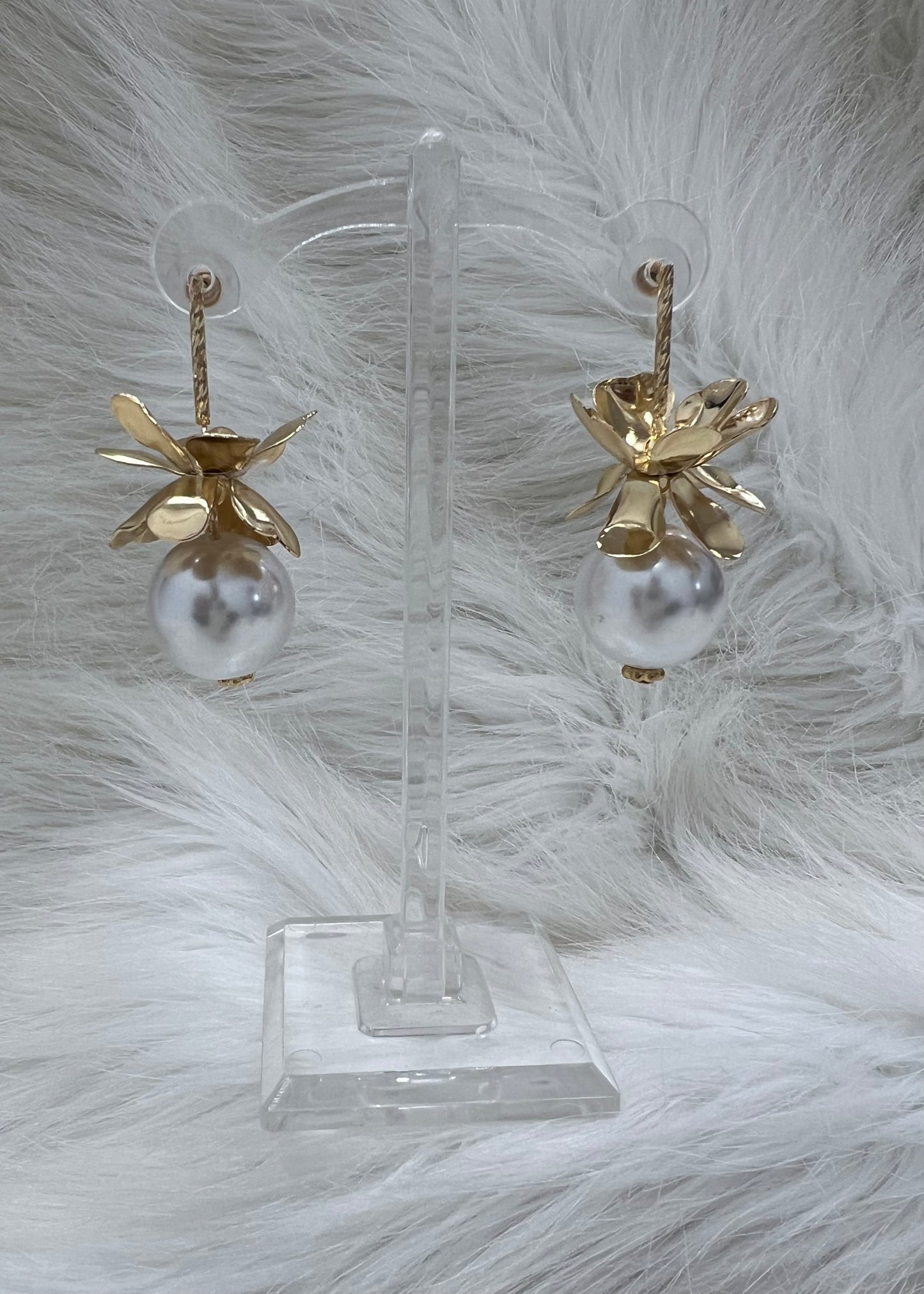 Winter Flower Pearl Earrings