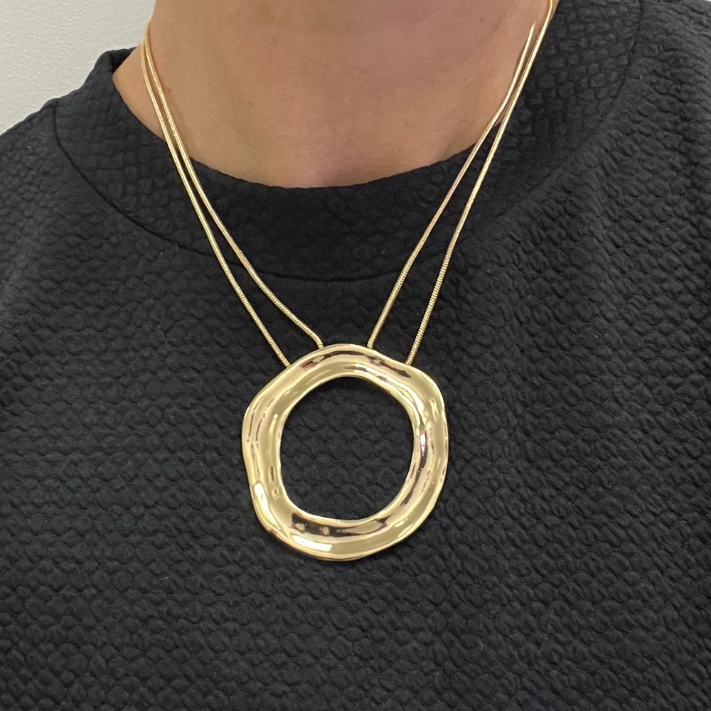 Something Special Circle Necklace