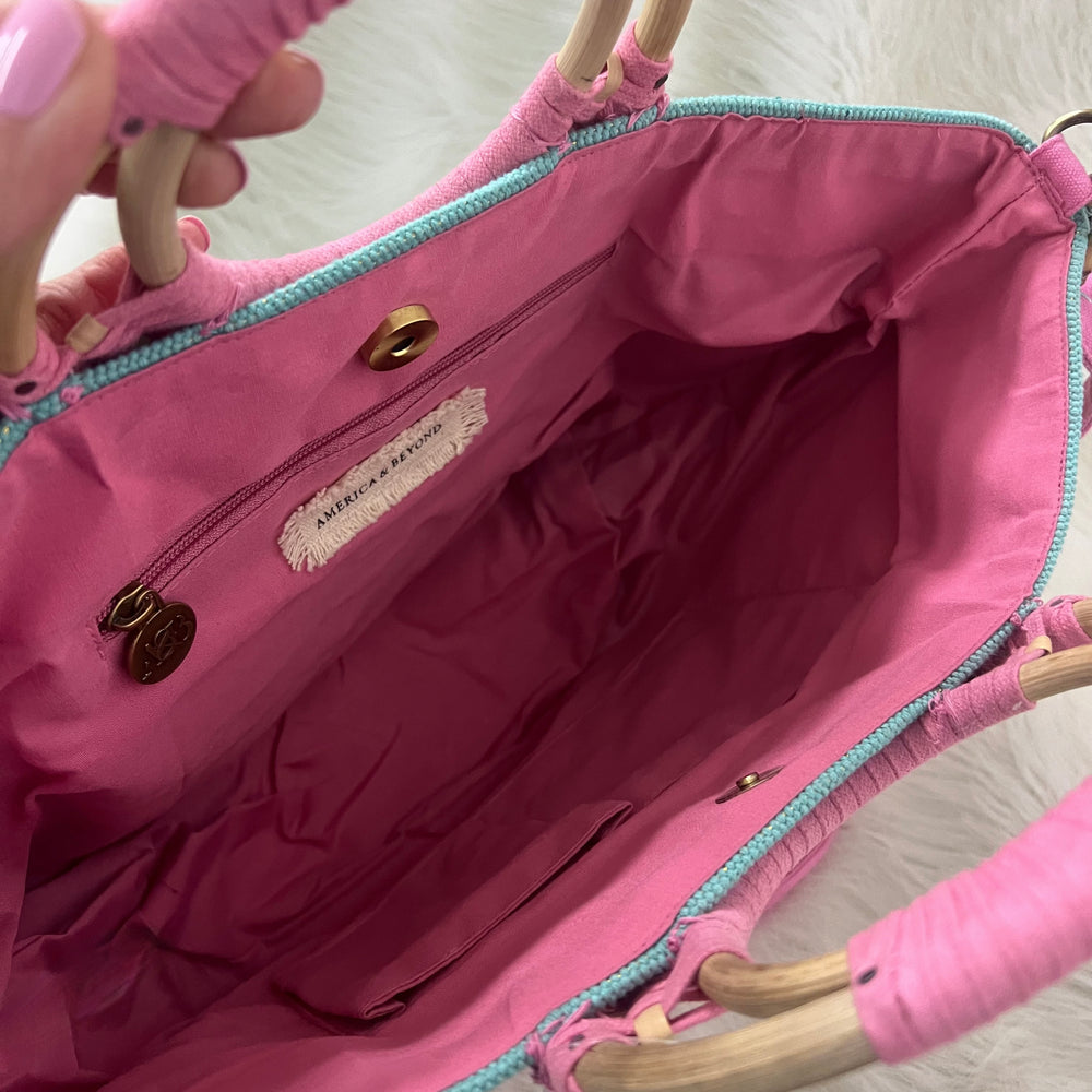 
                  
                    Summer Love Handbag
                  
                