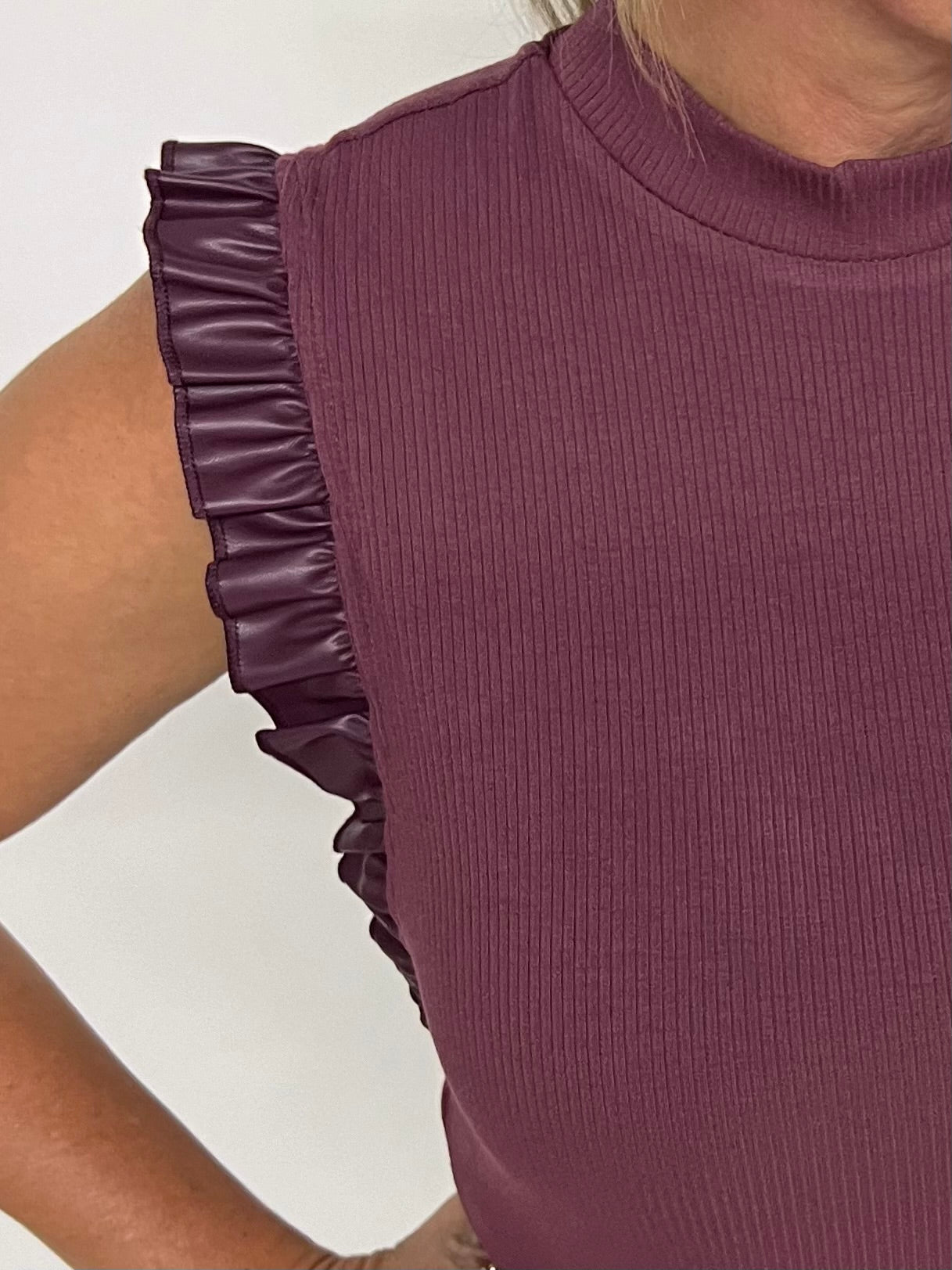 Maddie Ruffle Top (Plum)-FINAL SALE