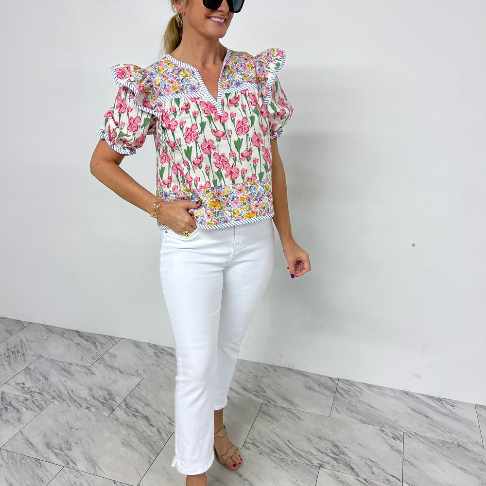 Edith V.Neck Floral Top