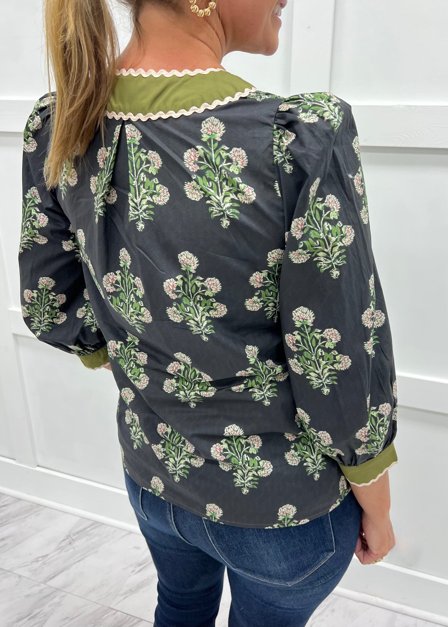 Charmed Print V.Neck Top