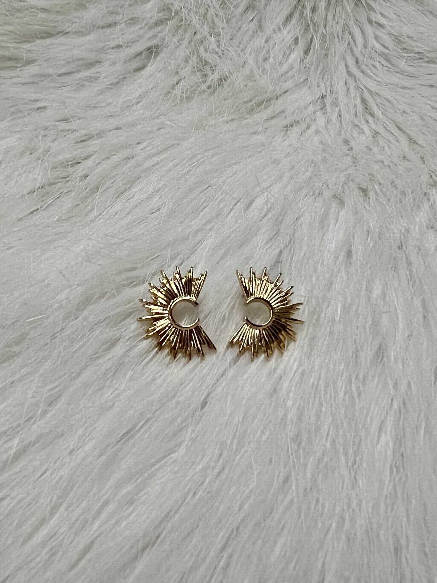 Selena Sunburst Studs Earrings