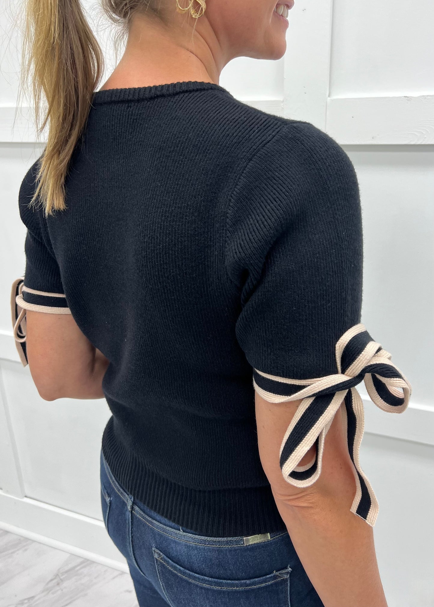 Adelaide Bow Sleeve Sweater (Black)