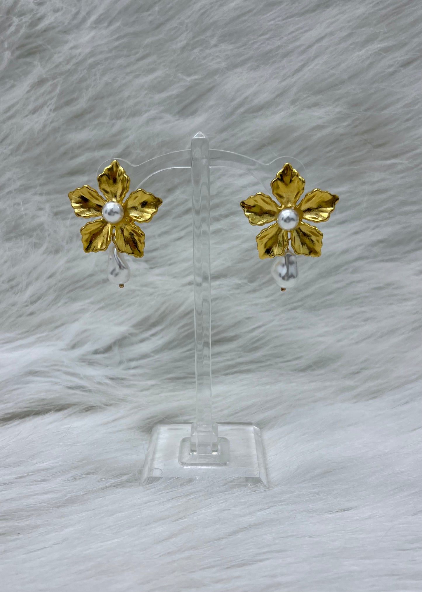 Snow Petal Earrings