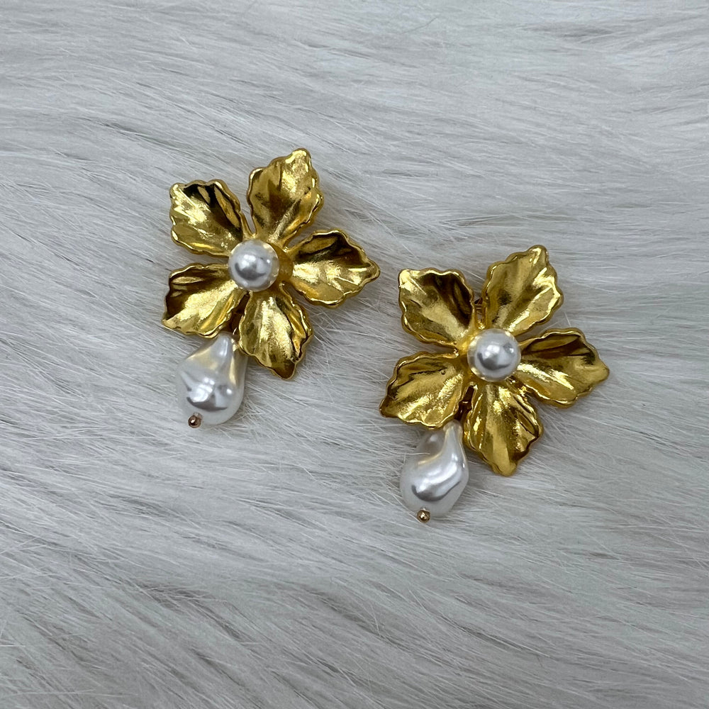 Snow Petal Earrings