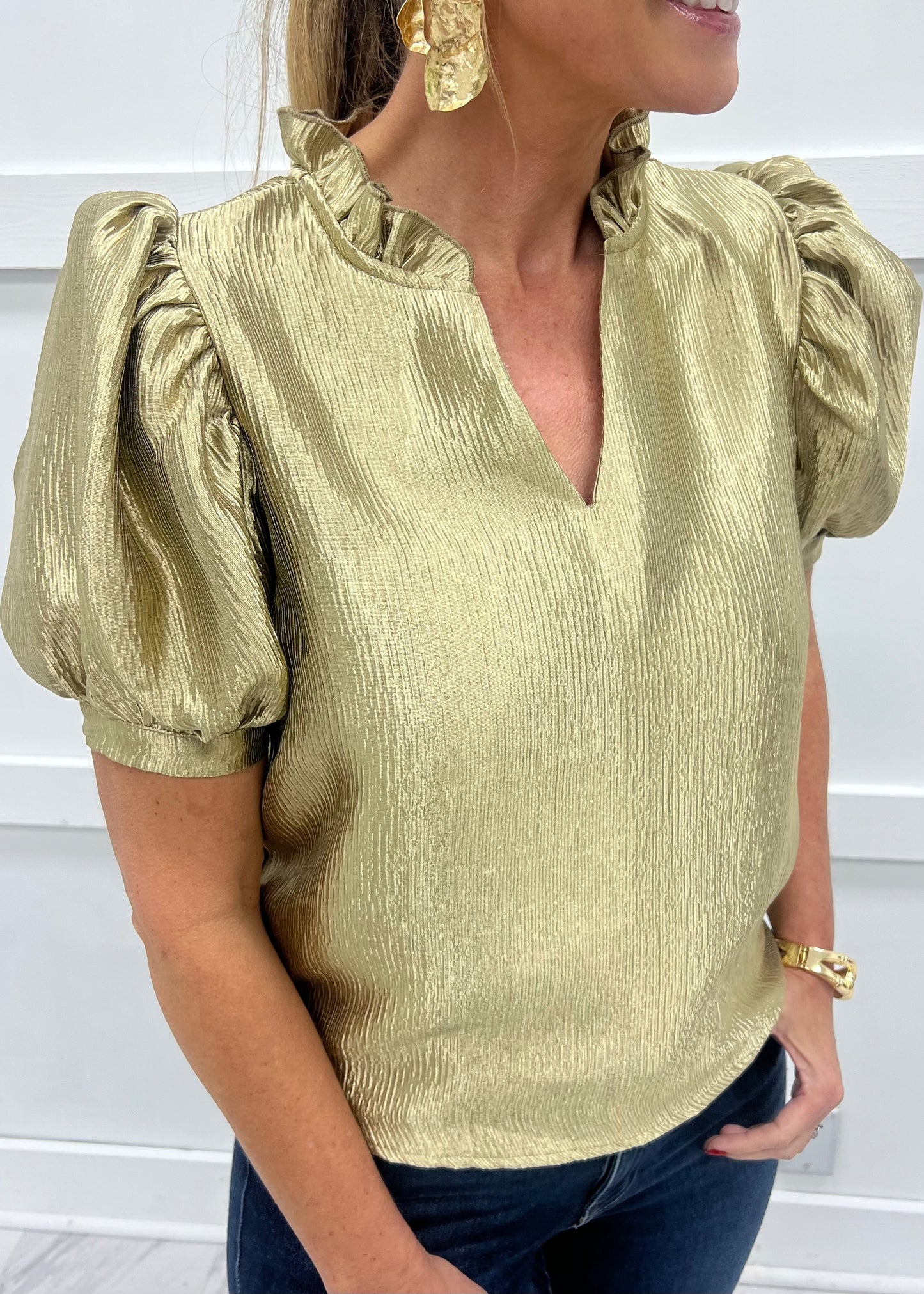 Goldie V.Neck Puff Sleeve Top