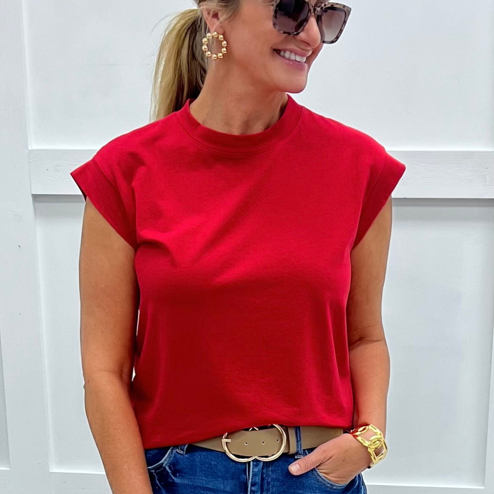
                  
                    Kayden Solid Top (Red)
                  
                