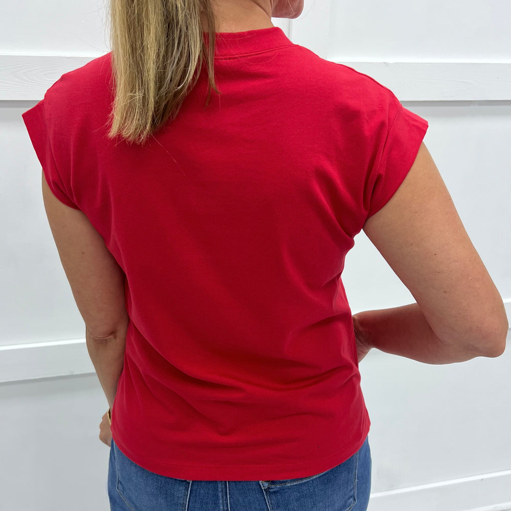 
                  
                    Kayden Solid Top (Red)
                  
                