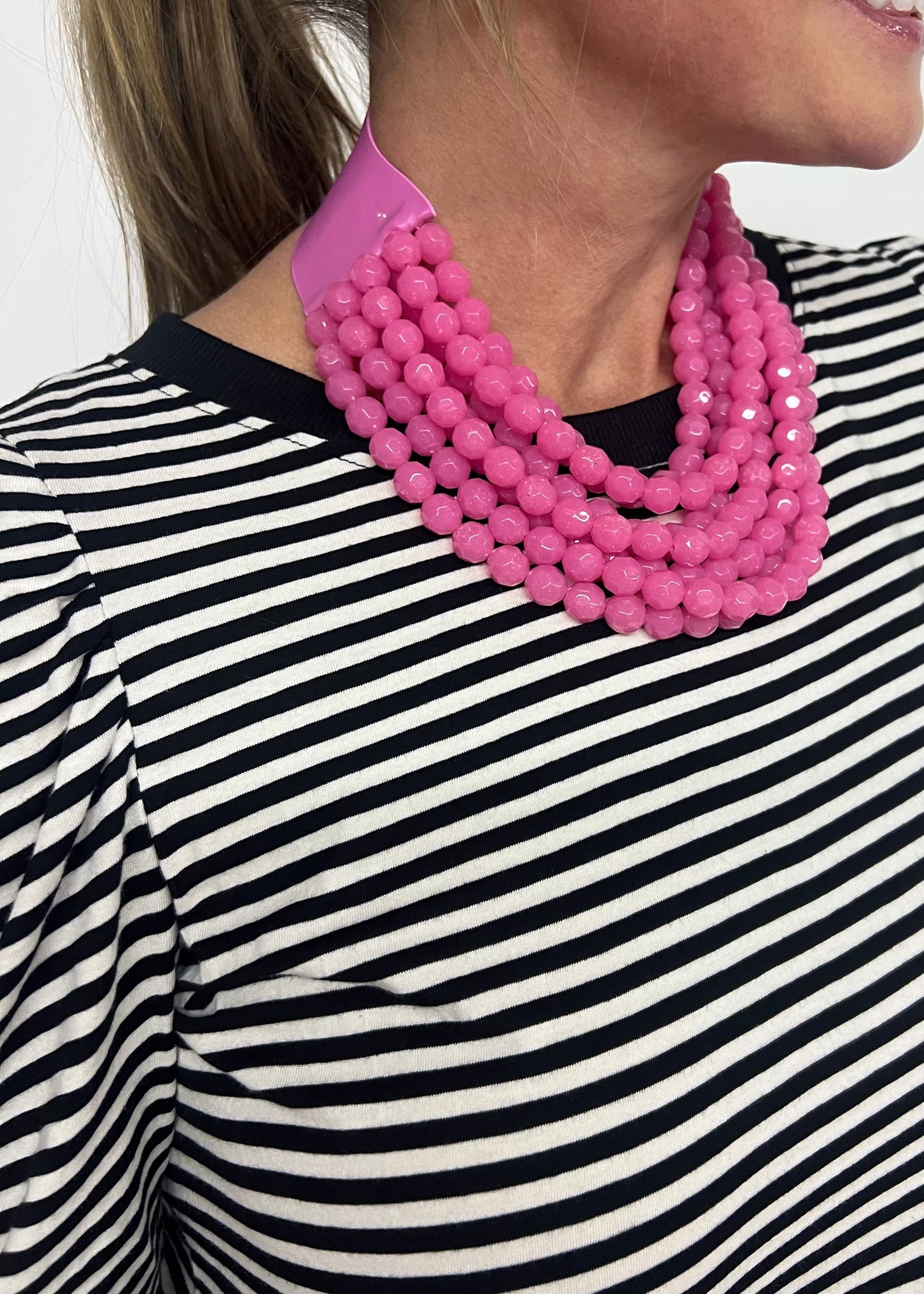 LULU Beaded Necklace (Pink)