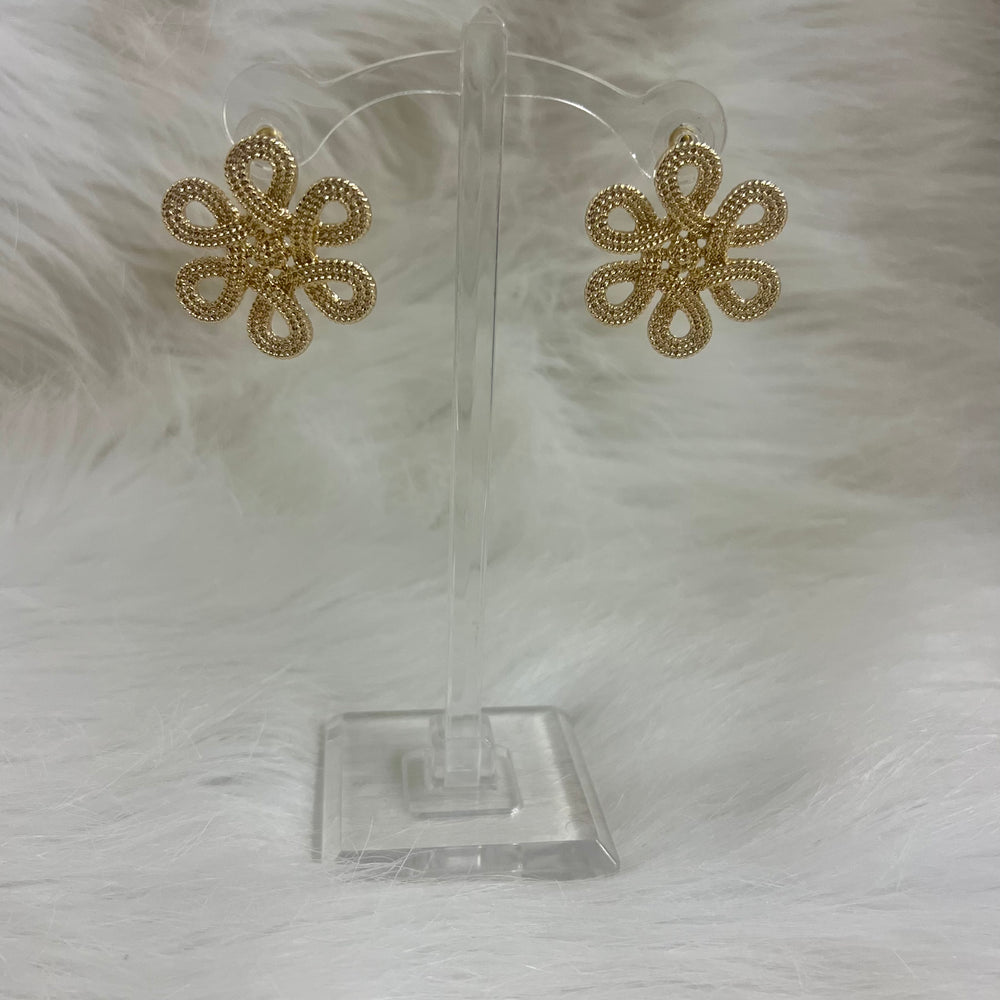 
                  
                    The Hamptons Earrings
                  
                
