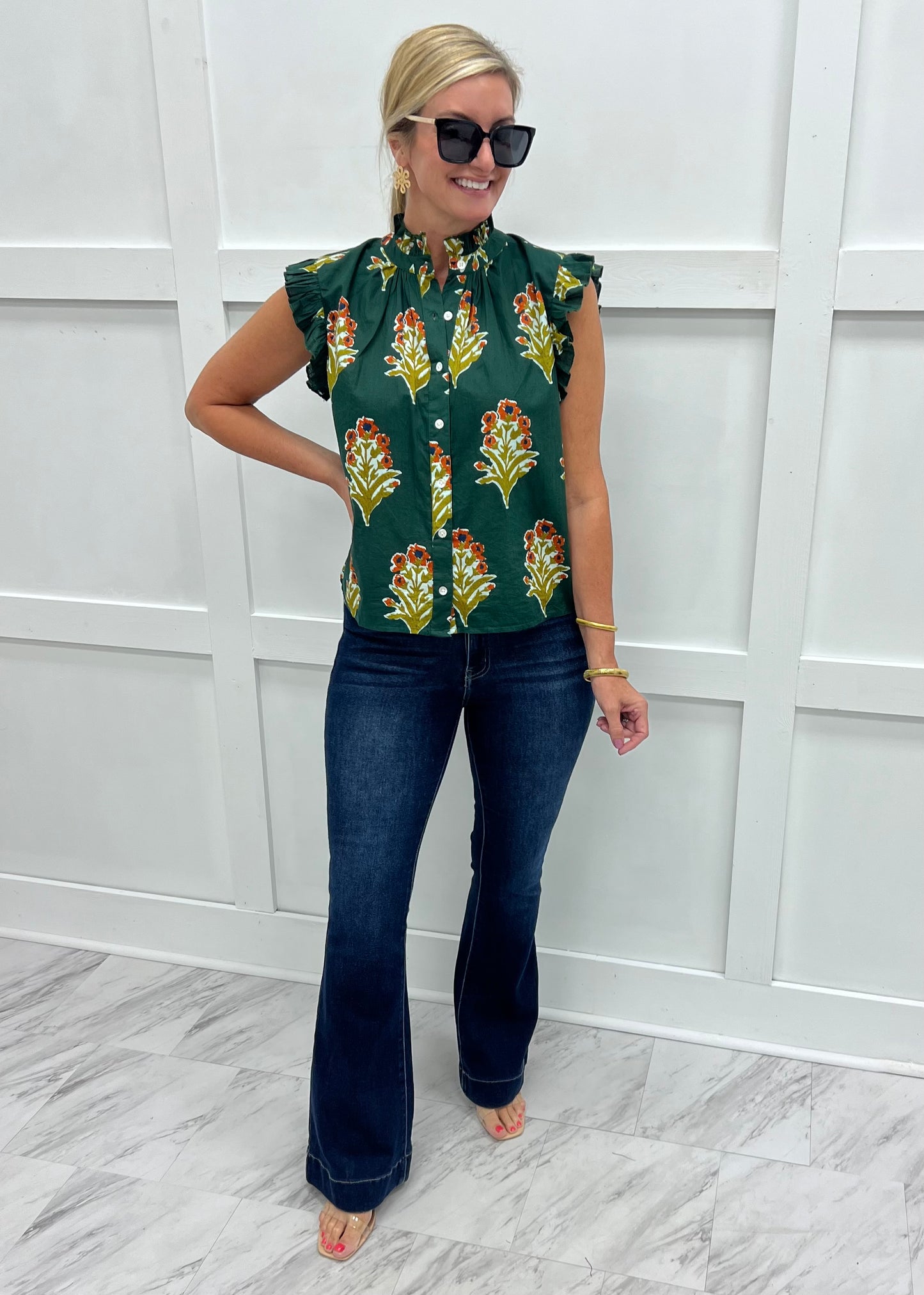 English Flower Flutter Sleeve Top