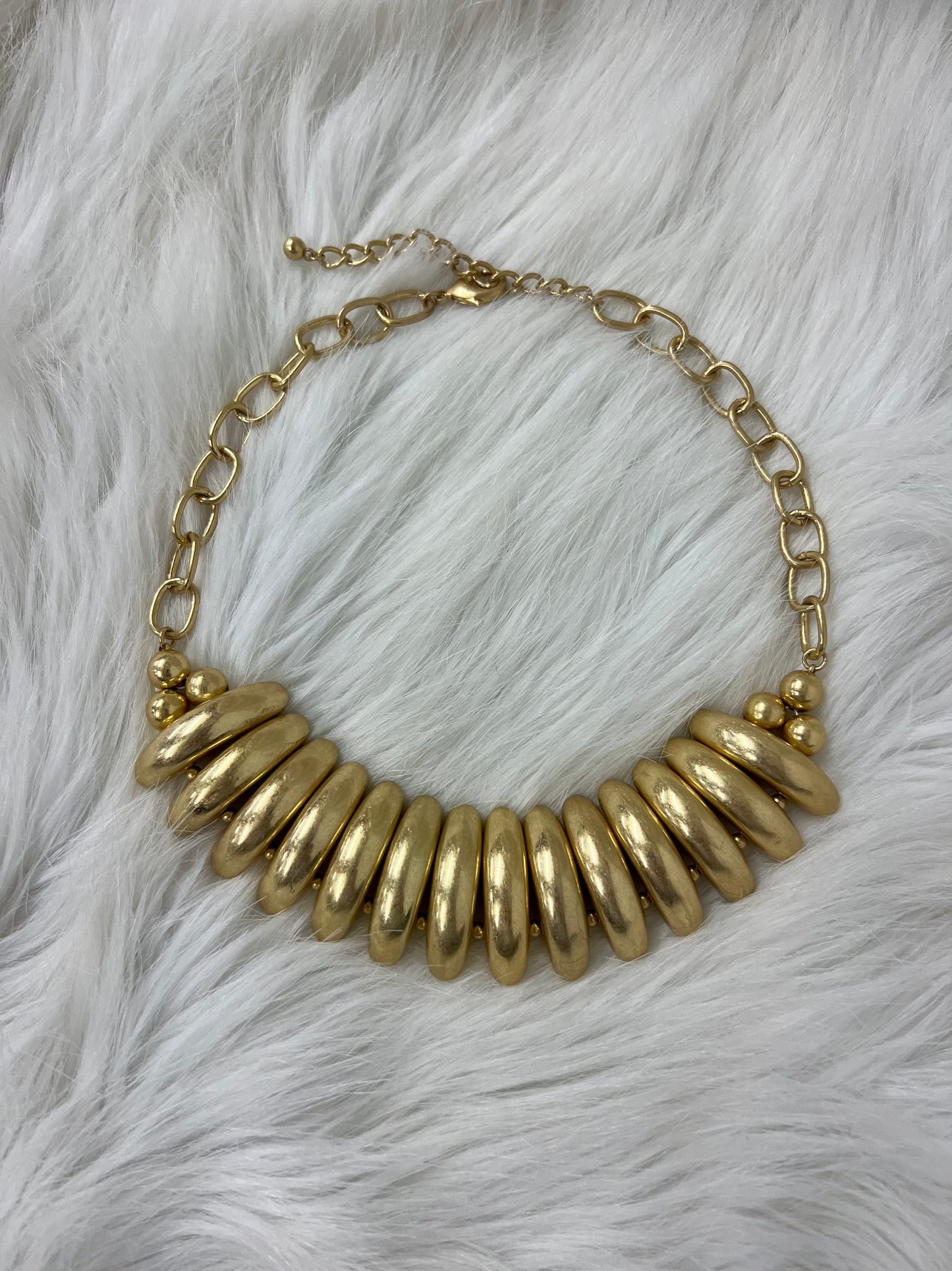 Wonderful Vintage Gold Necklace