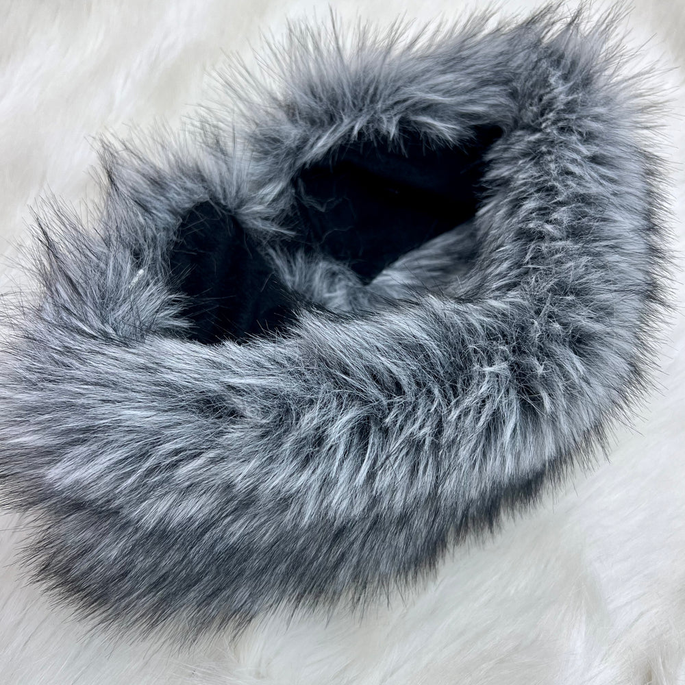 
                  
                    Aspen Fur Head Wrap
                  
                