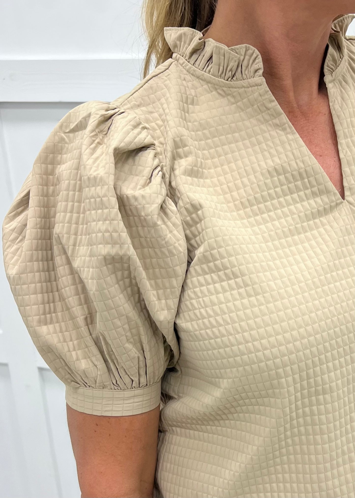 Penny Puff Sleeve Top (Beige)