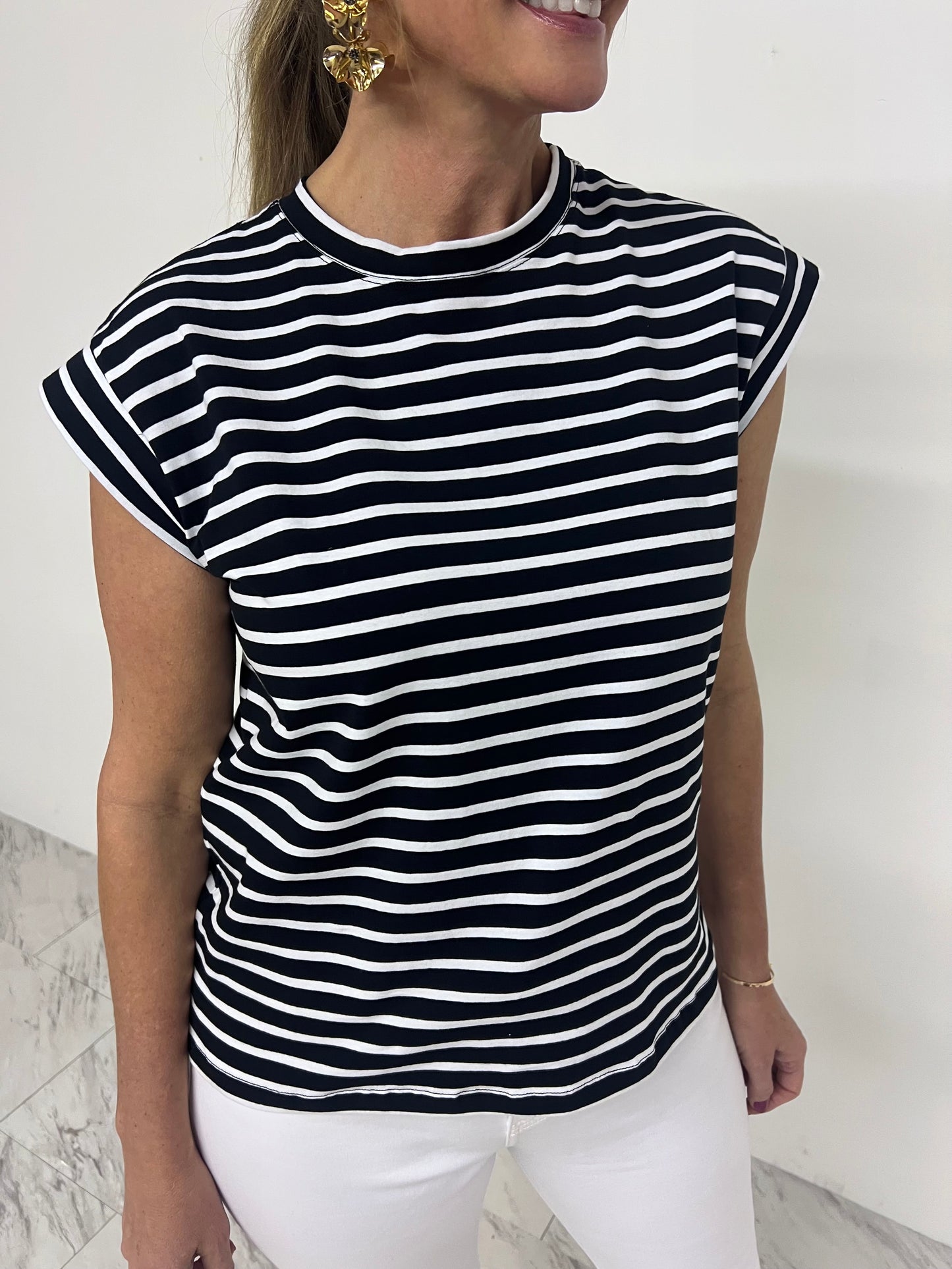 Carson Stripe Short Sleeve Top (Black)