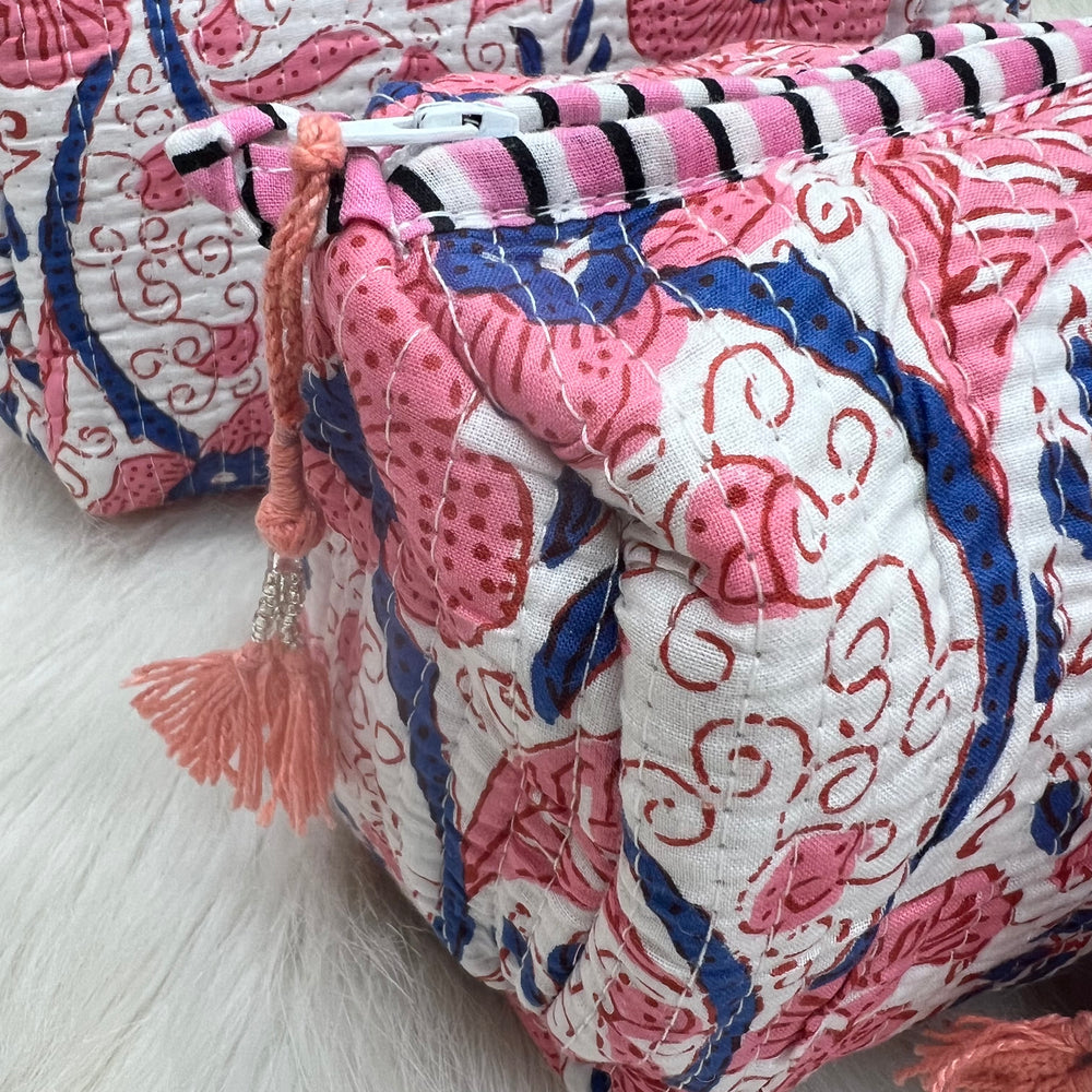 
                  
                    Maddison Makeup Bag Set (Pink)
                  
                