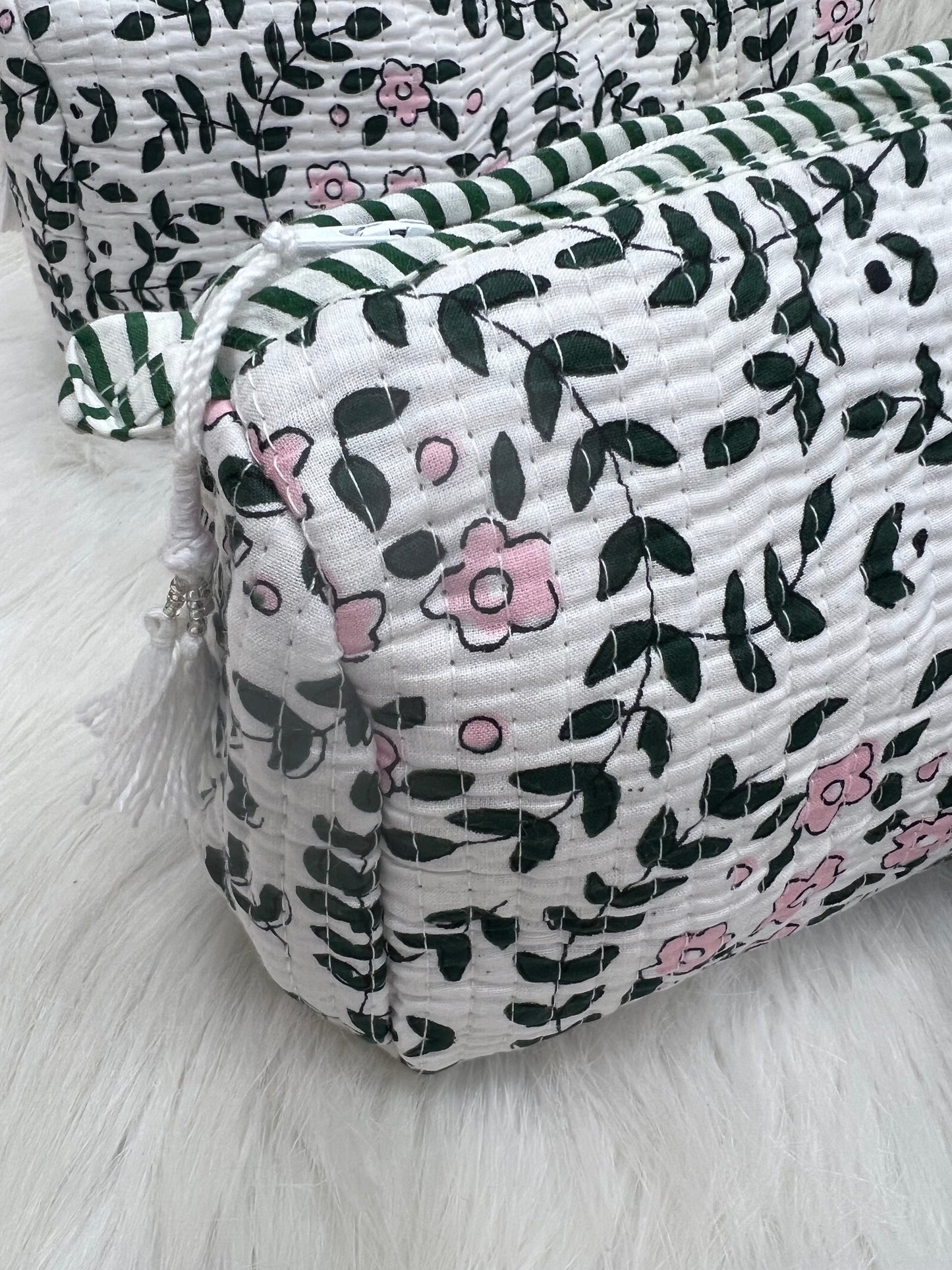 Magnolia Makeup Bag Set (White)