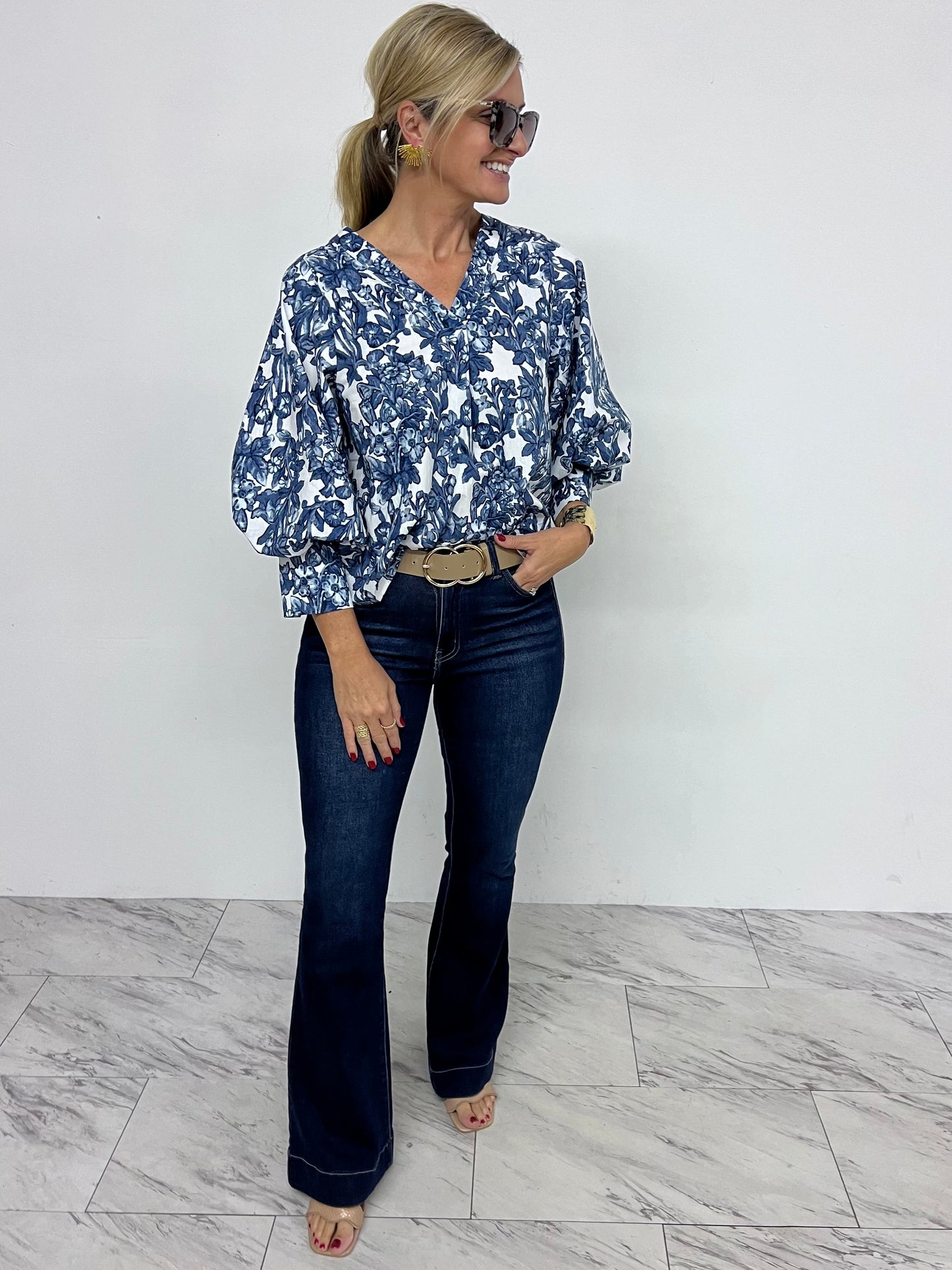 Lincoln Flower V.Neck Top