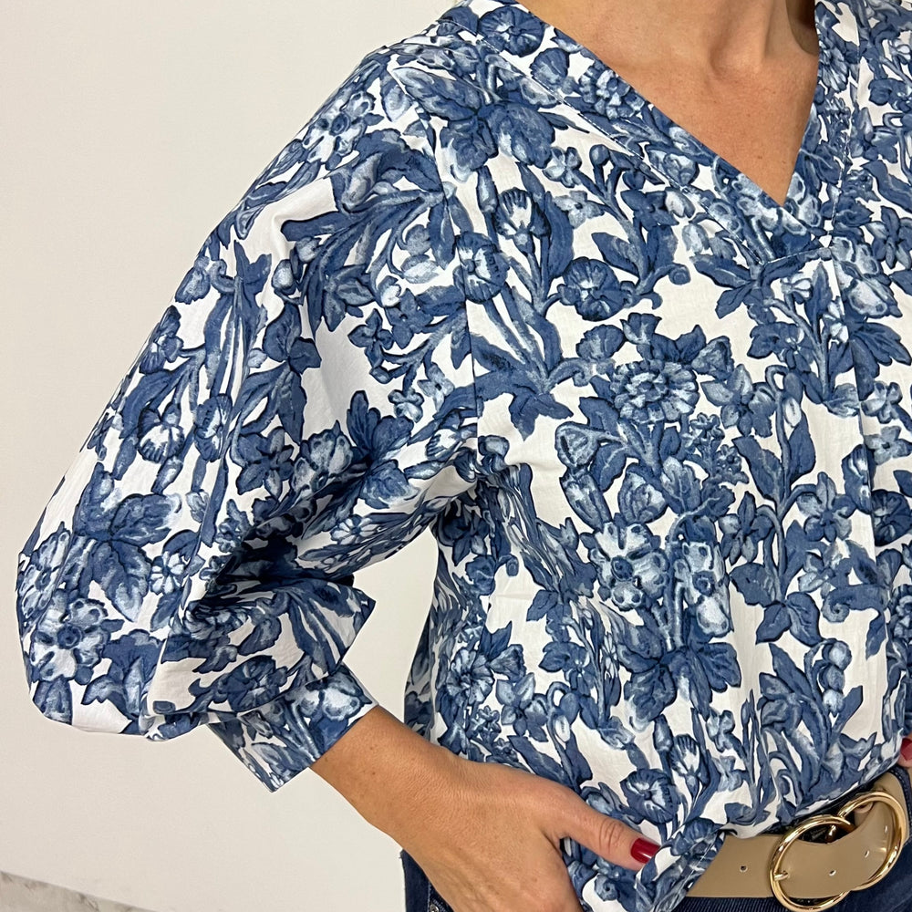 
                  
                    Lincoln Flower V.Neck Top
                  
                