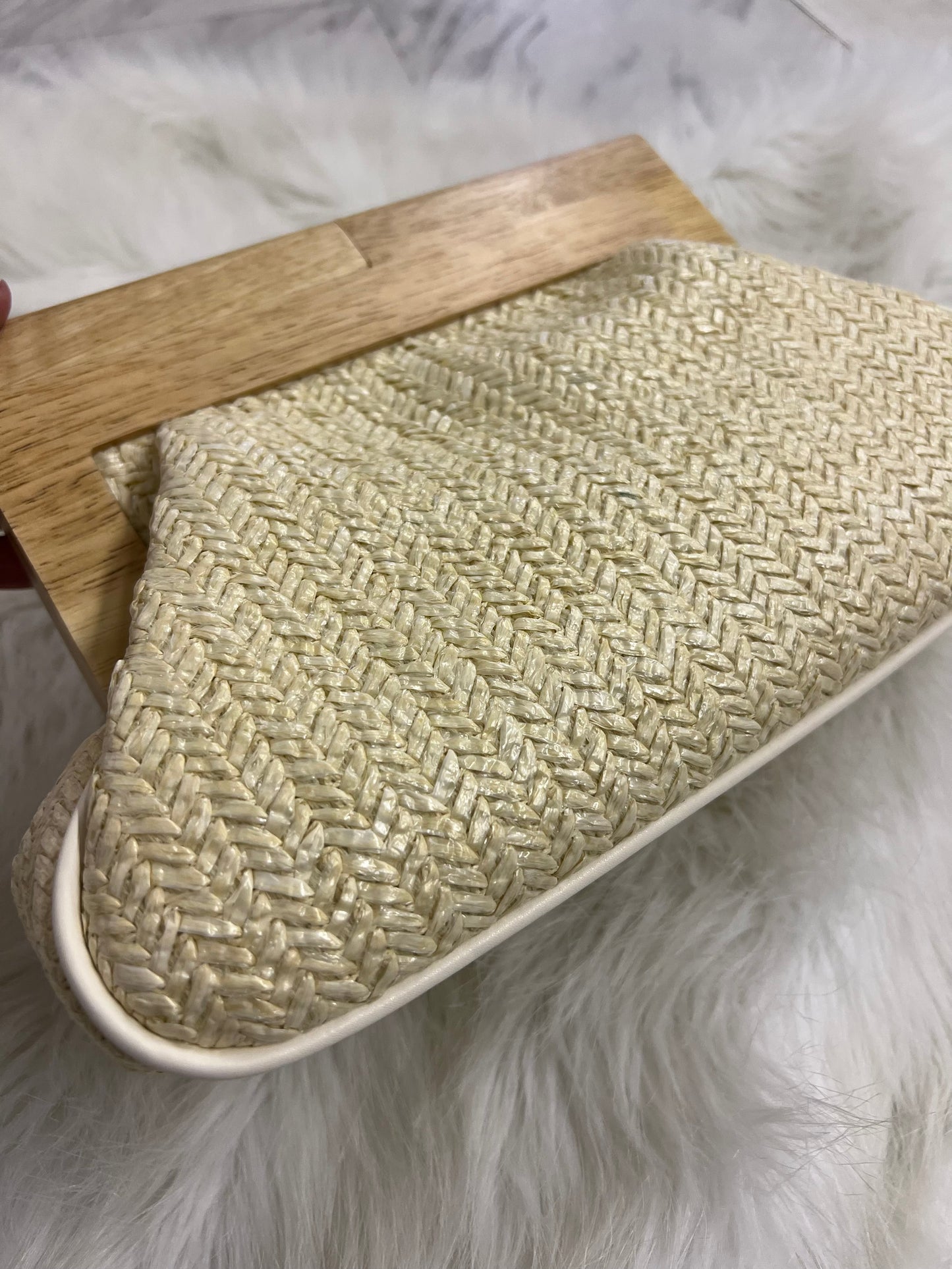 Aniston Clutch