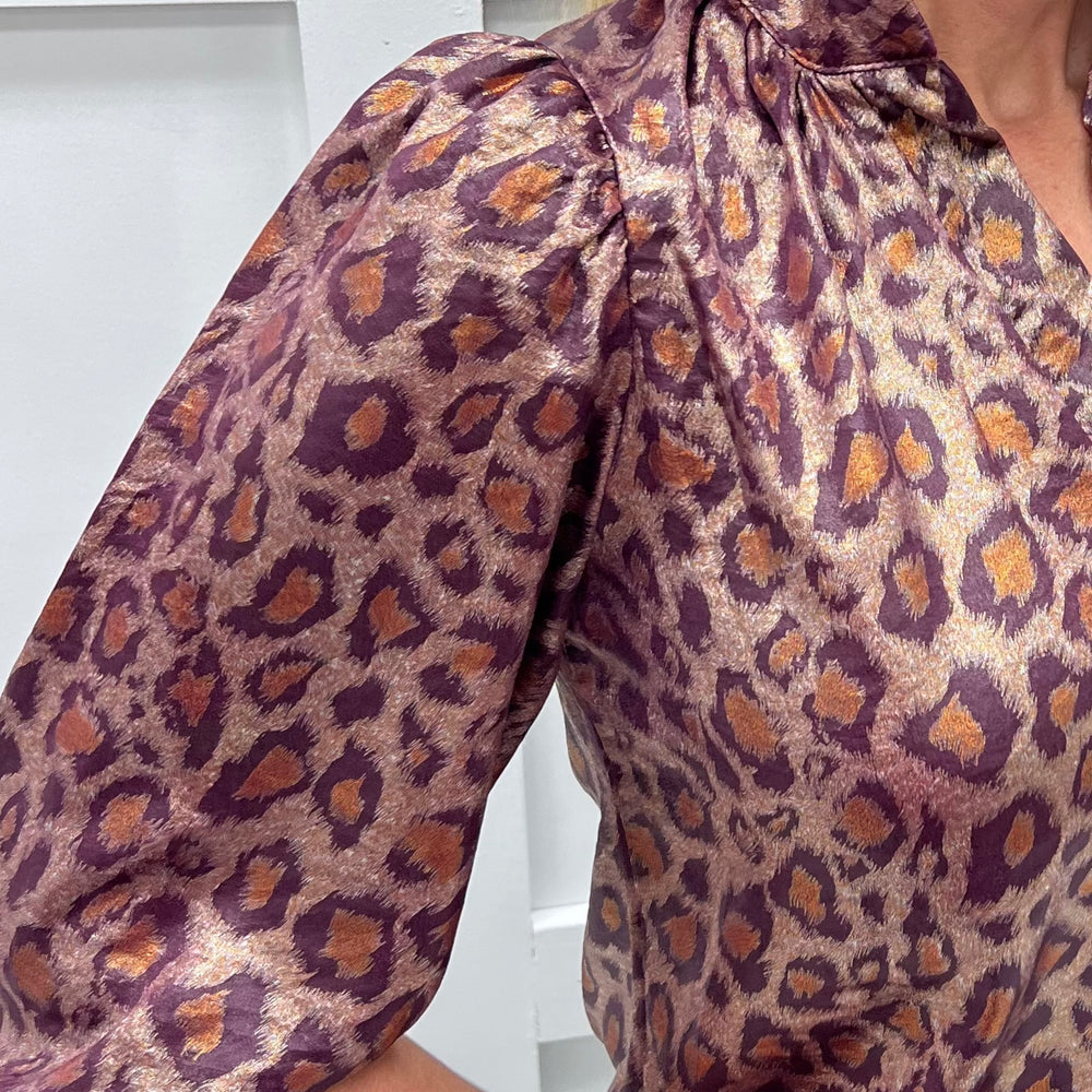 Luna Leopard Top (Wine)