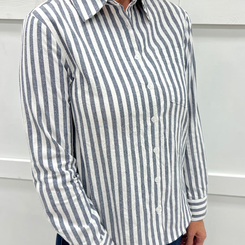 
                  
                    Pasha Button Front Top (Navy)
                  
                