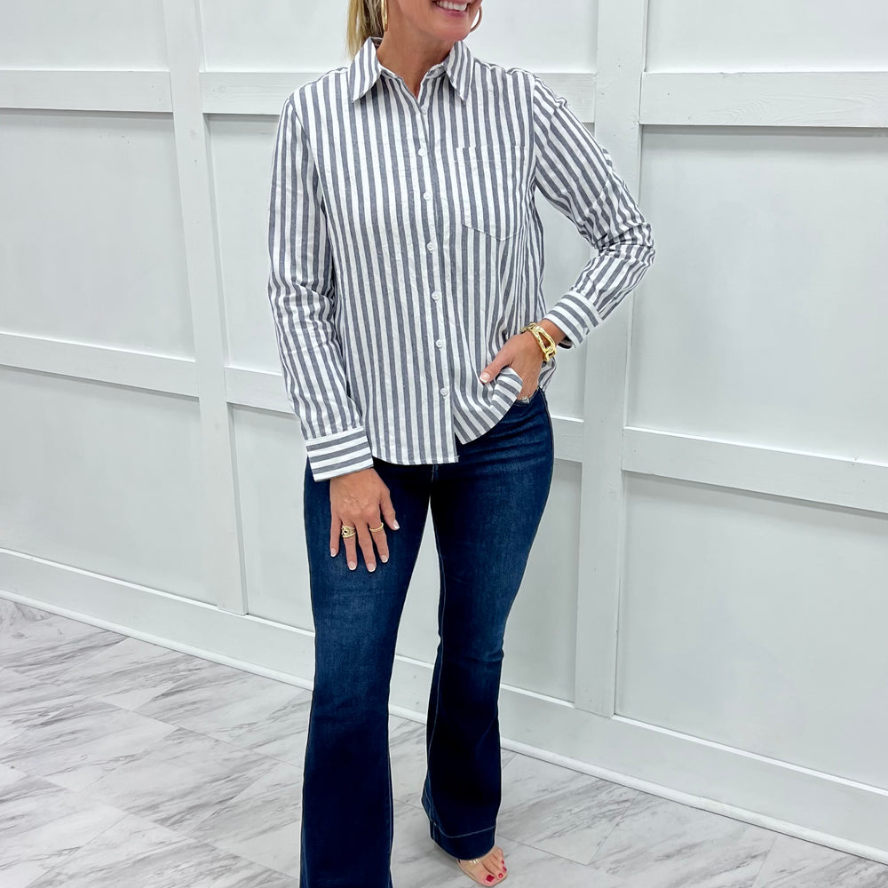 
                  
                    Pasha Button Front Top (Navy)
                  
                