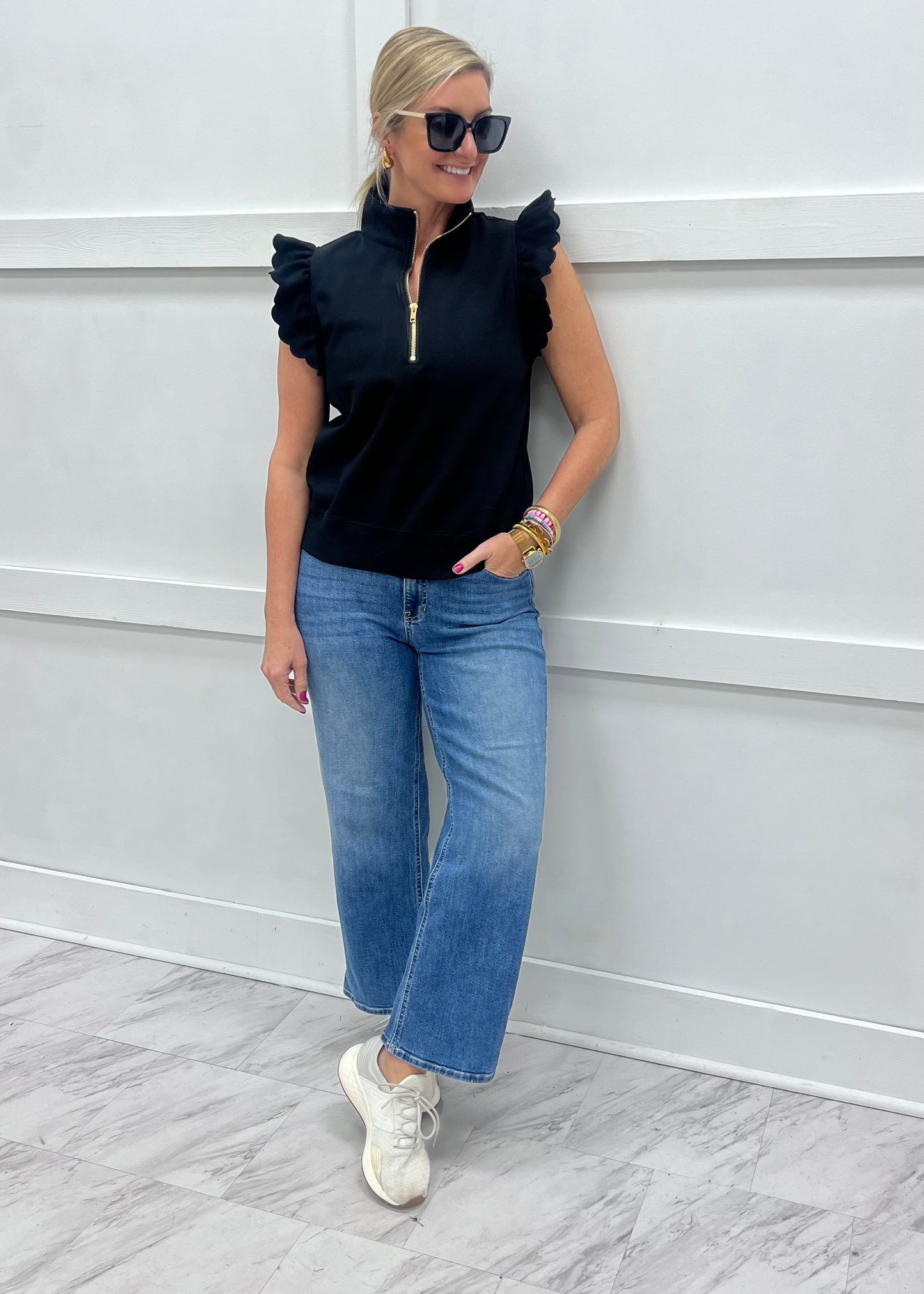 Adley Scallop + Zipper Top (Black)