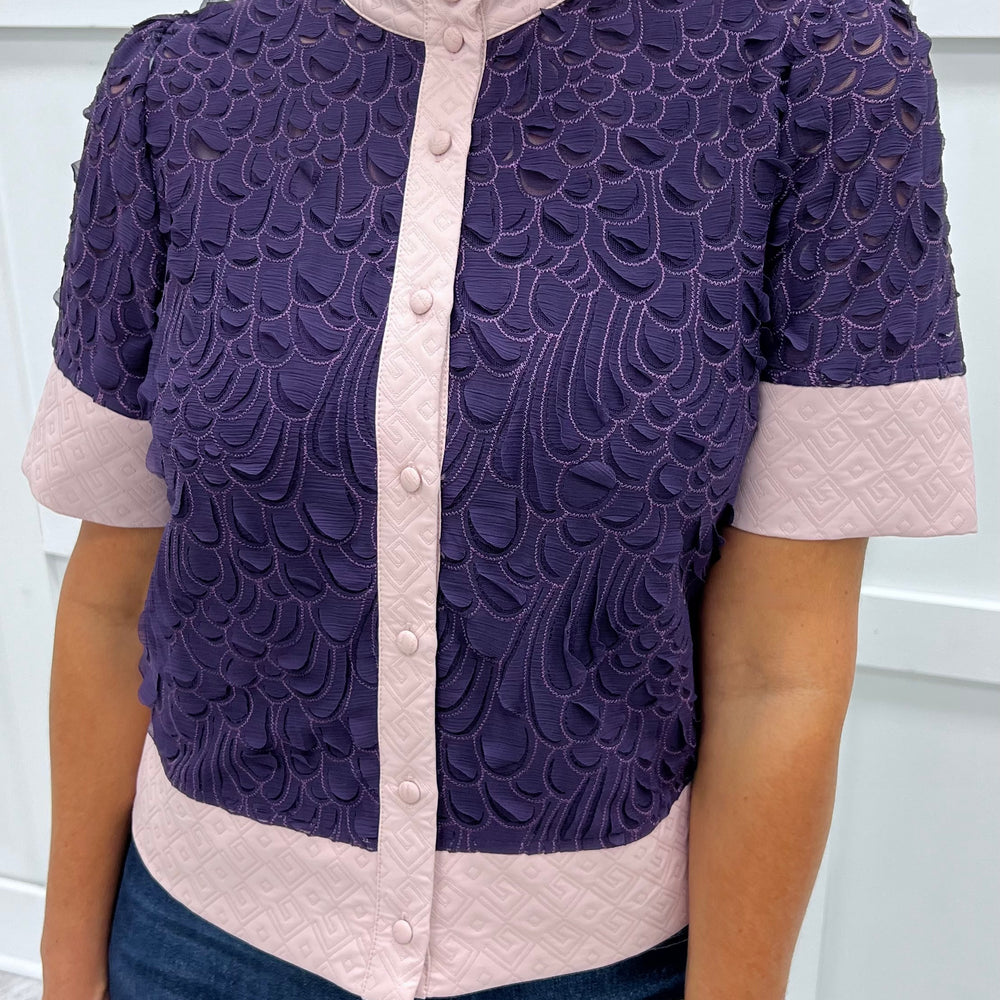 
                  
                    Petal Edge Top (2 PCS)
                  
                