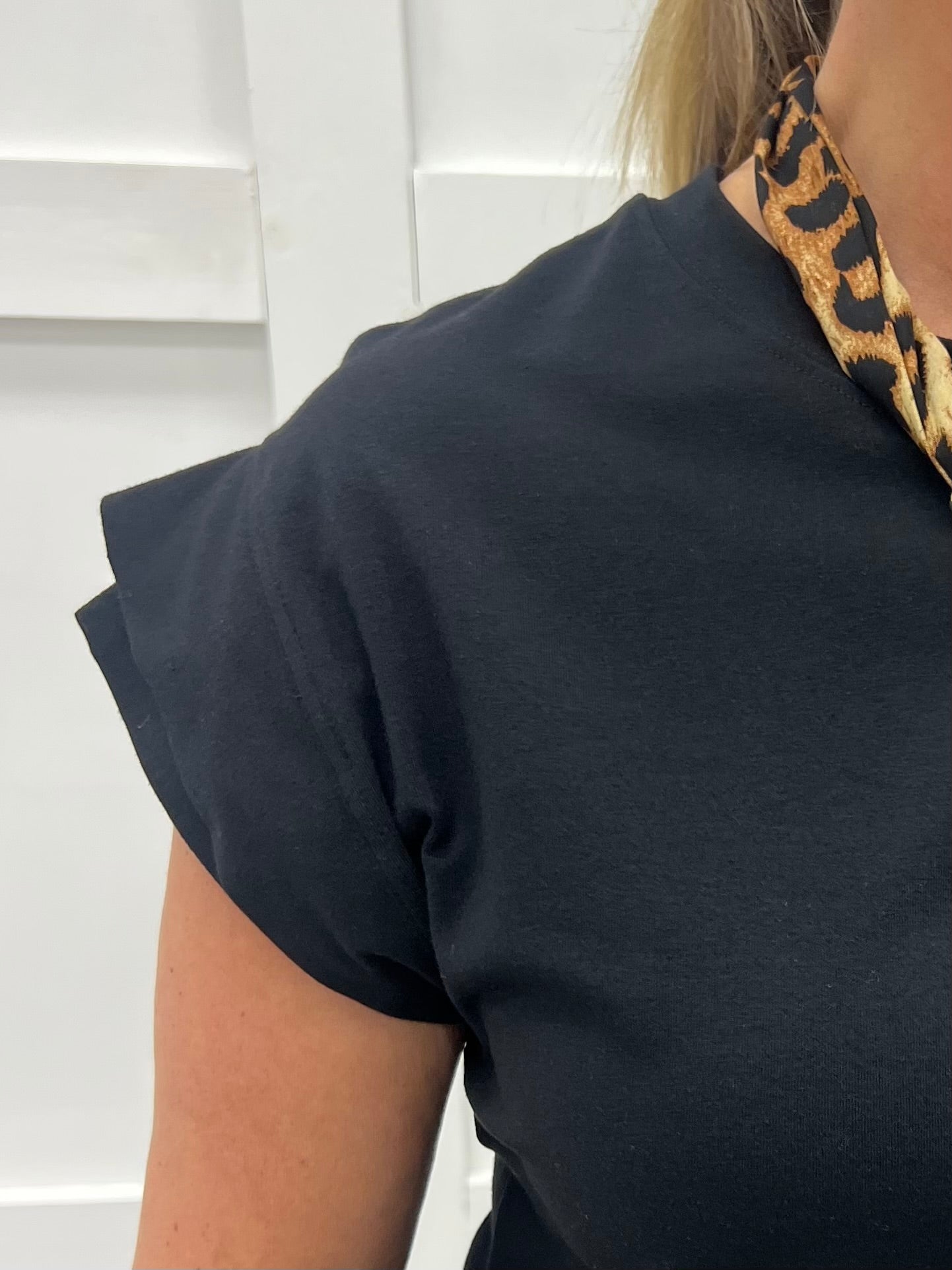 Hayes Short Sleeve Top (Black)