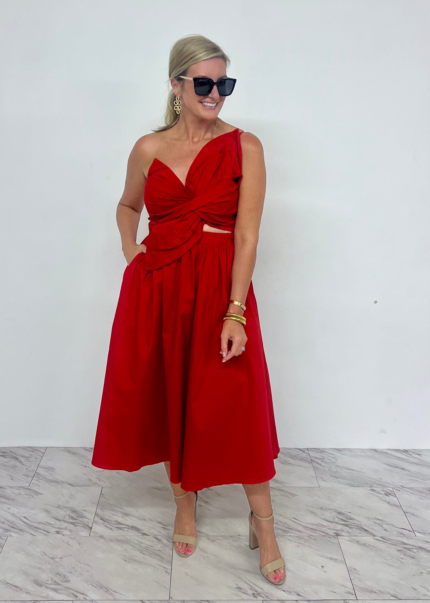 Kazia Bow Midi Dress (Red)
