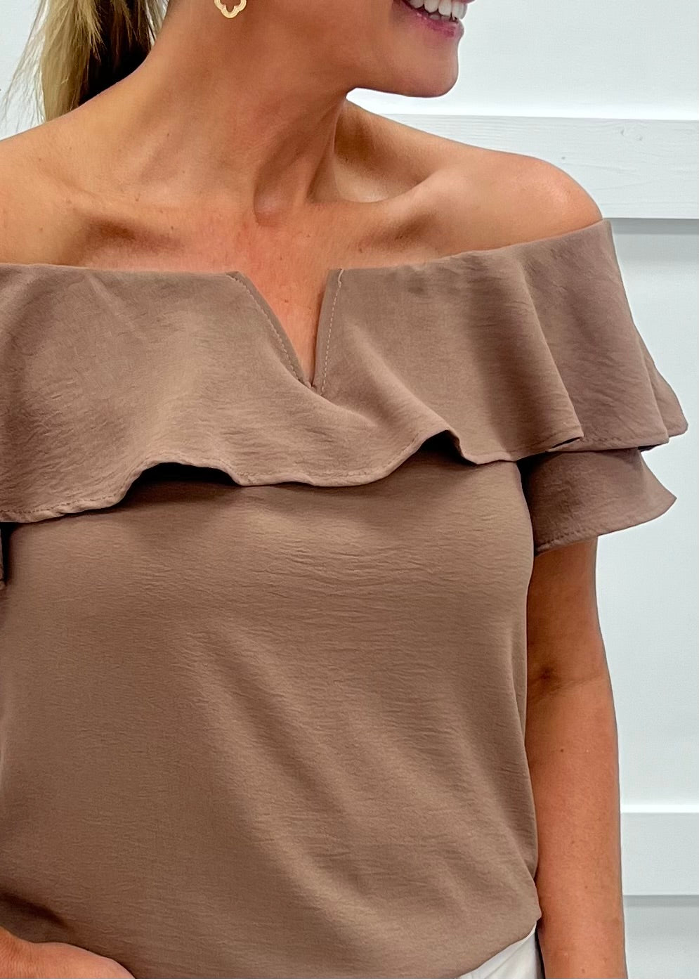 Nadia Off The Shoulder Top (Mocha)