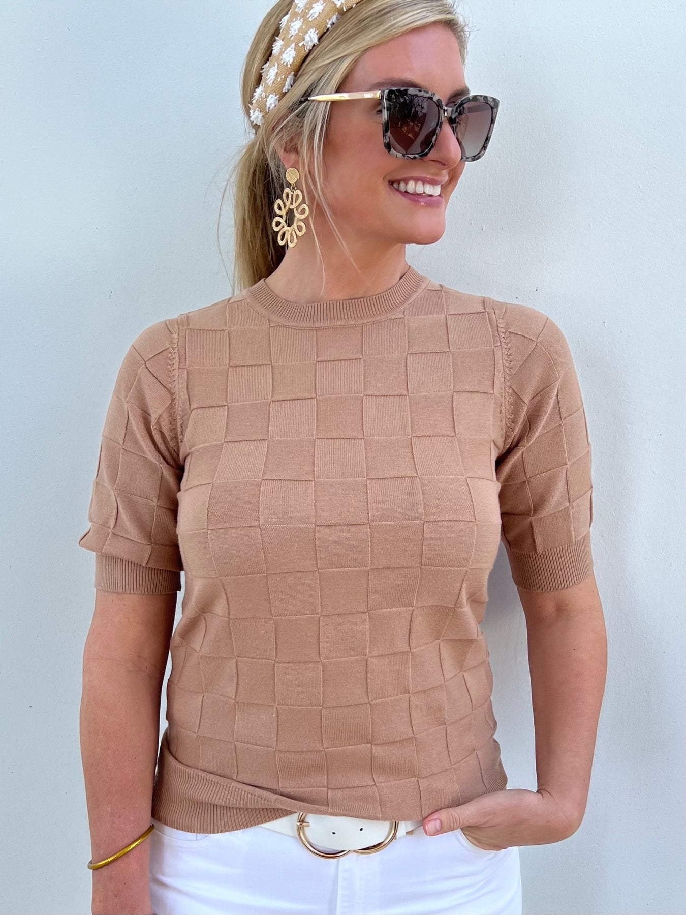 Loose Fitting Short Sleeved Sweatshirt In Beige, Tessita